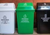 COMBO DE CONTENEDORES DE BASURA VERDE, NEGRO, BLANCO 60 LITROS